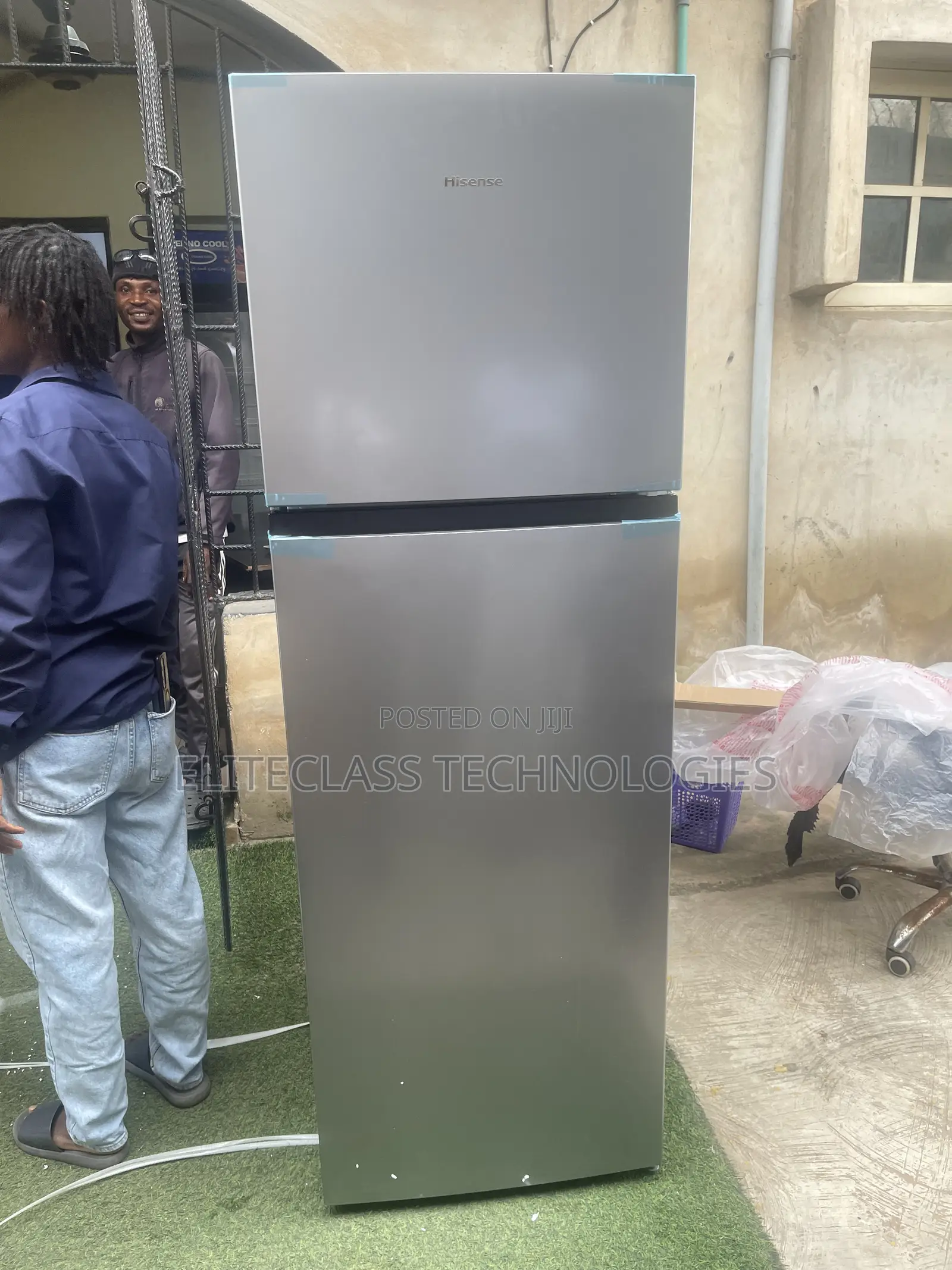 Hisense Fridge 306L Double Door
