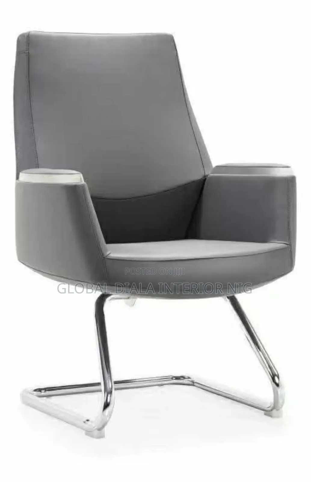 Modern Executive Office Visitor Chair Featuring Gray Upholstery