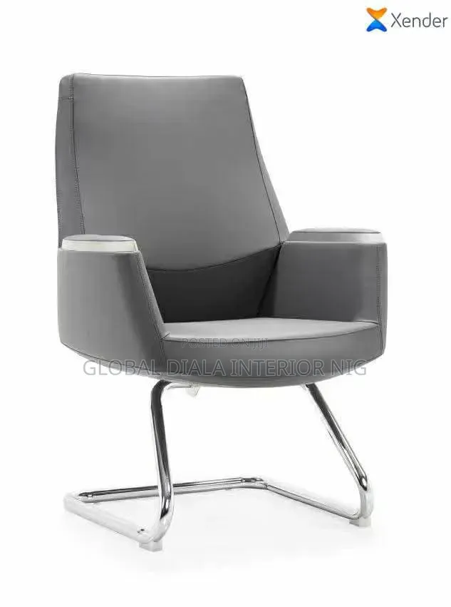 Modern Executive Office Visitor Chair Featuring Gray Upholstery