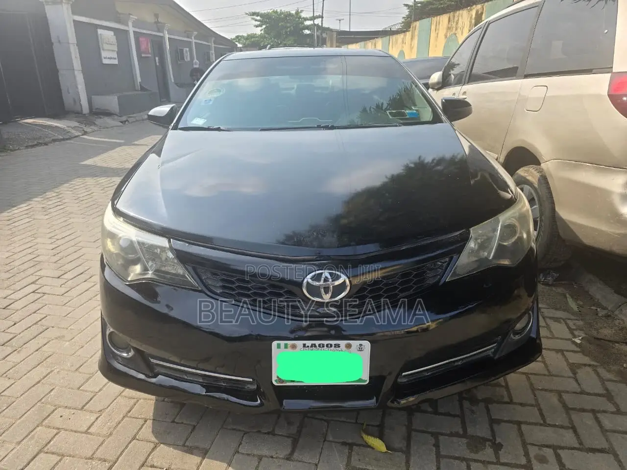 Toyota Camry SE 4dr Sedan (2.5L 4cyl 6A) 2013 Black