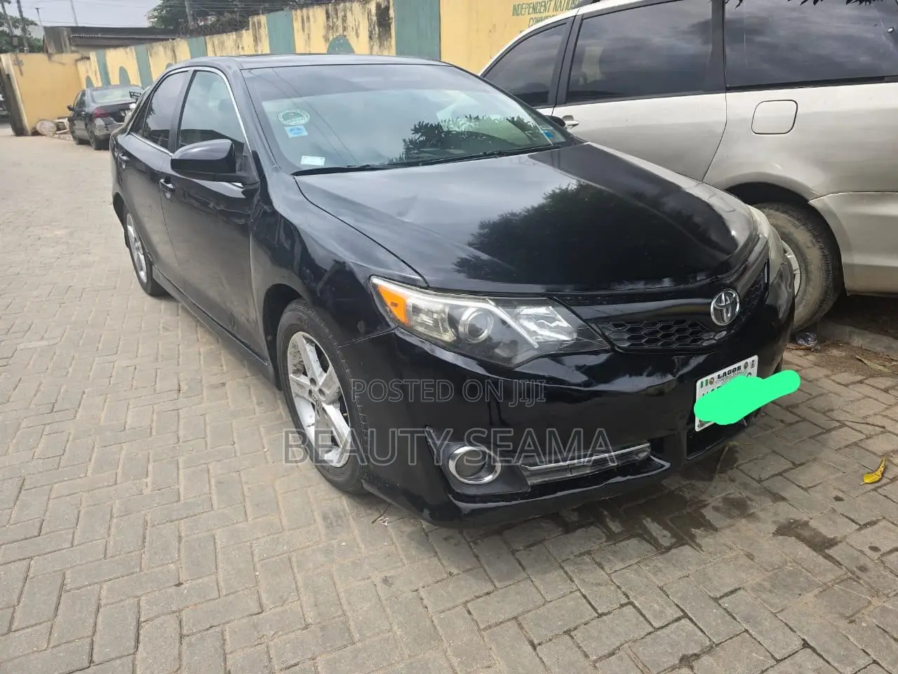 Toyota Camry SE 4dr Sedan (2.5L 4cyl 6A) 2013 Black