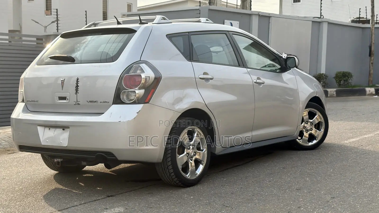 Pontiac Vibe 2.4 4WD 2010 Silver