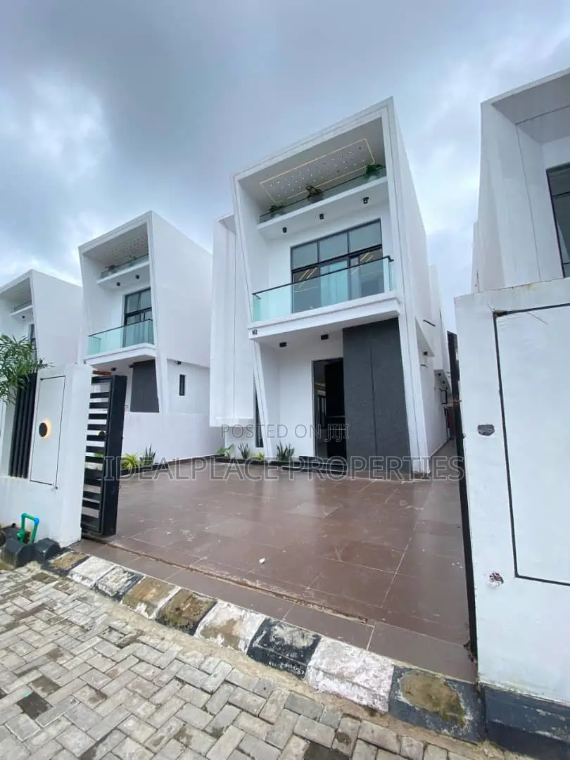 4bdrm Duplex in Lekki Expressway for sale