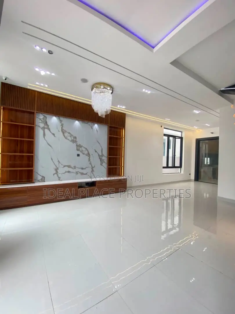 4bdrm Duplex in Lekki Expressway for sale