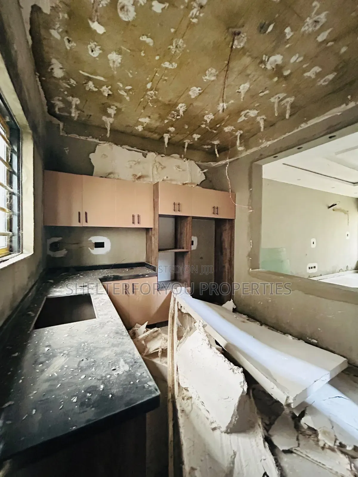 3bdrm Duplex in Sangotedo for sale