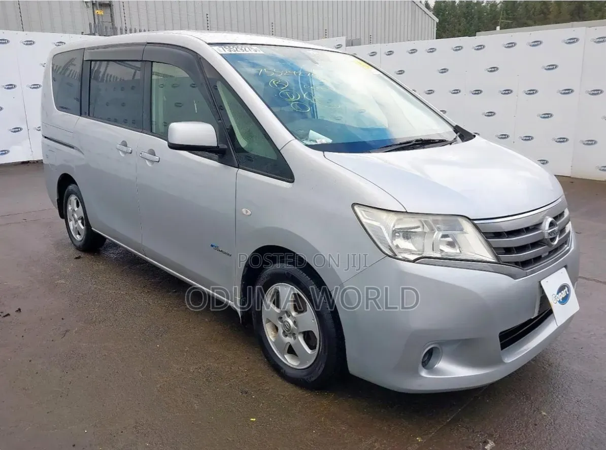Nissan Serena 2012 Gray