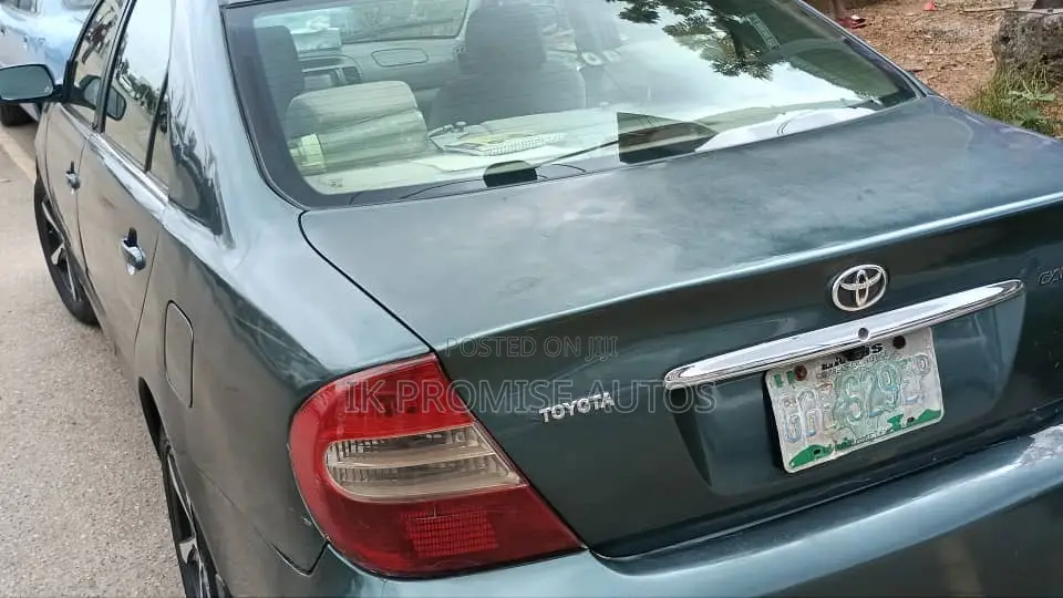 Toyota Camry 2004 Green