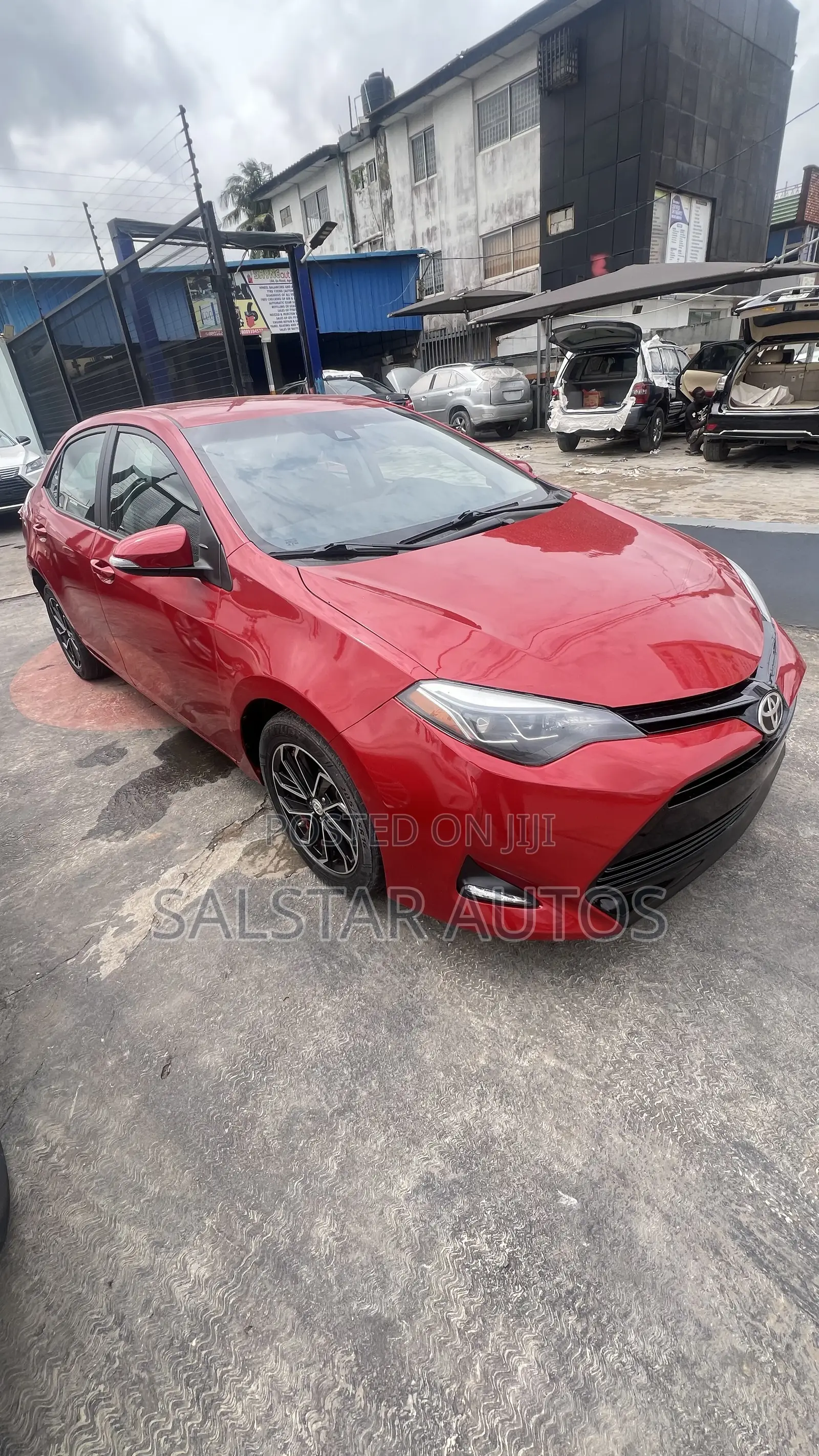 Toyota Corolla LE Eco (1.8L 4cyl 2A) 2019 Red