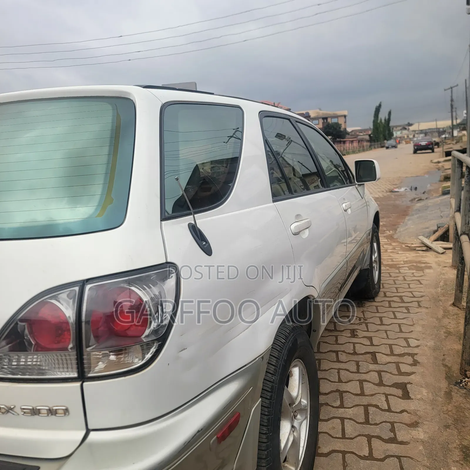 Lexus RX 2002 Off white
