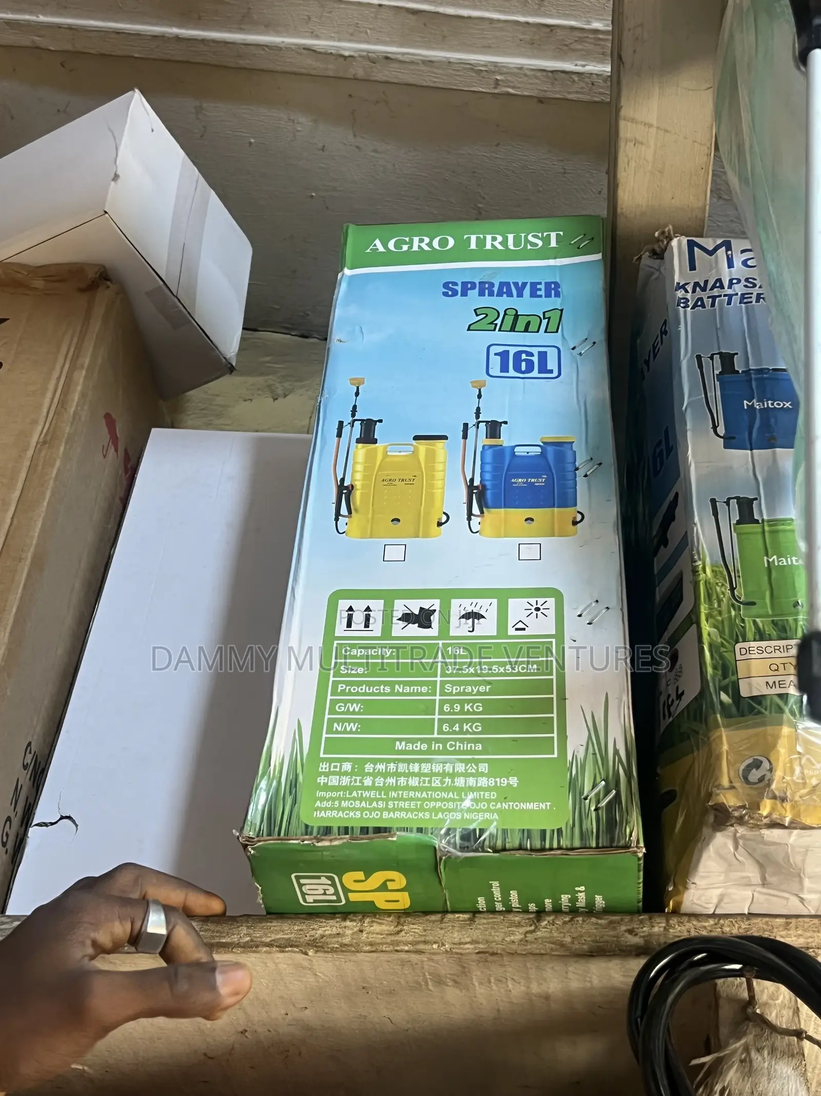 RECHARGEABLE AND MANUAL Agro Trust 2-in-1 Sprayer