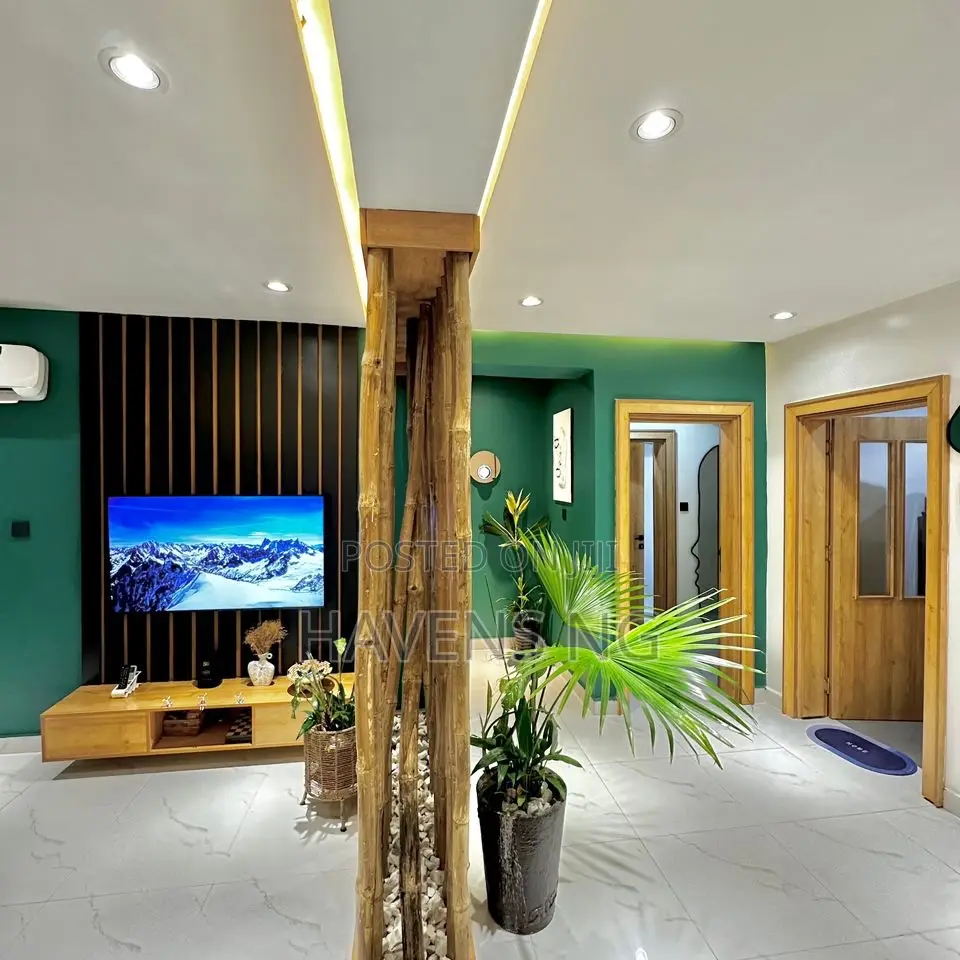 Beautiful 2-Bedroom Apartment for Short Let