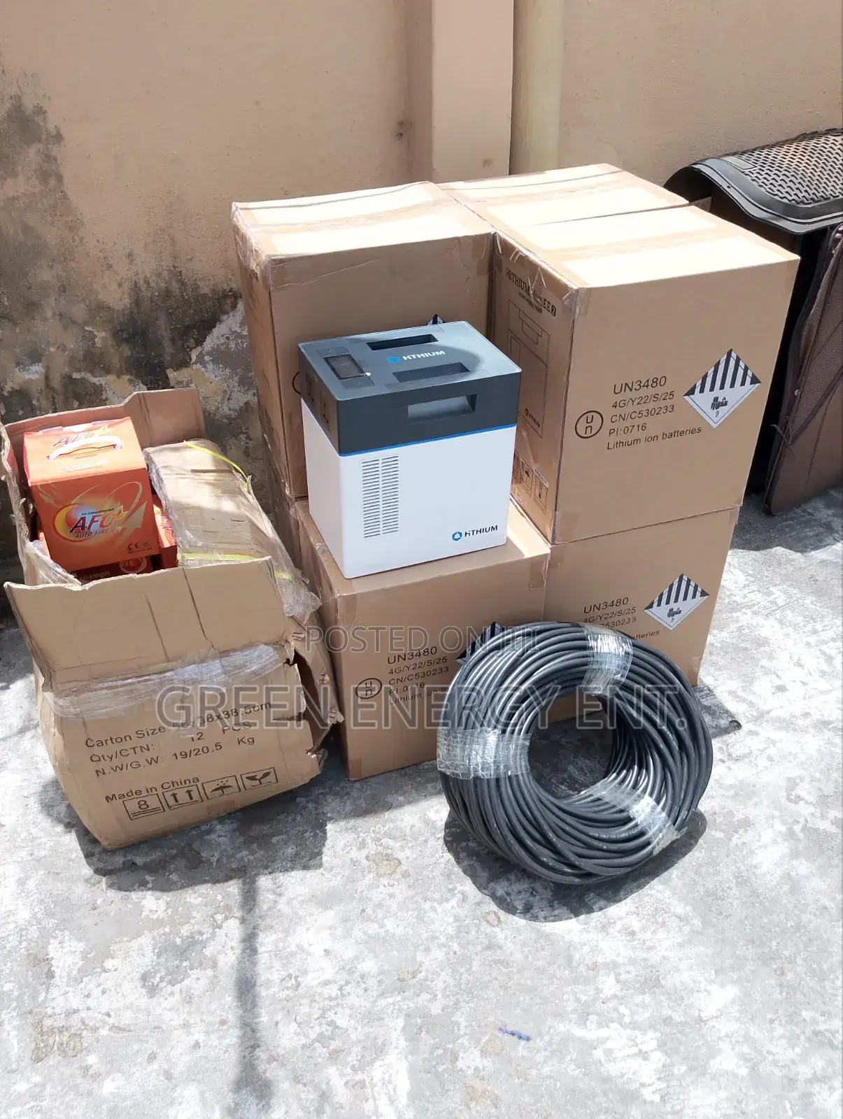 Bundle: New Hithium HeroEE2 Inverter + 2units of New 400W Solar Panels