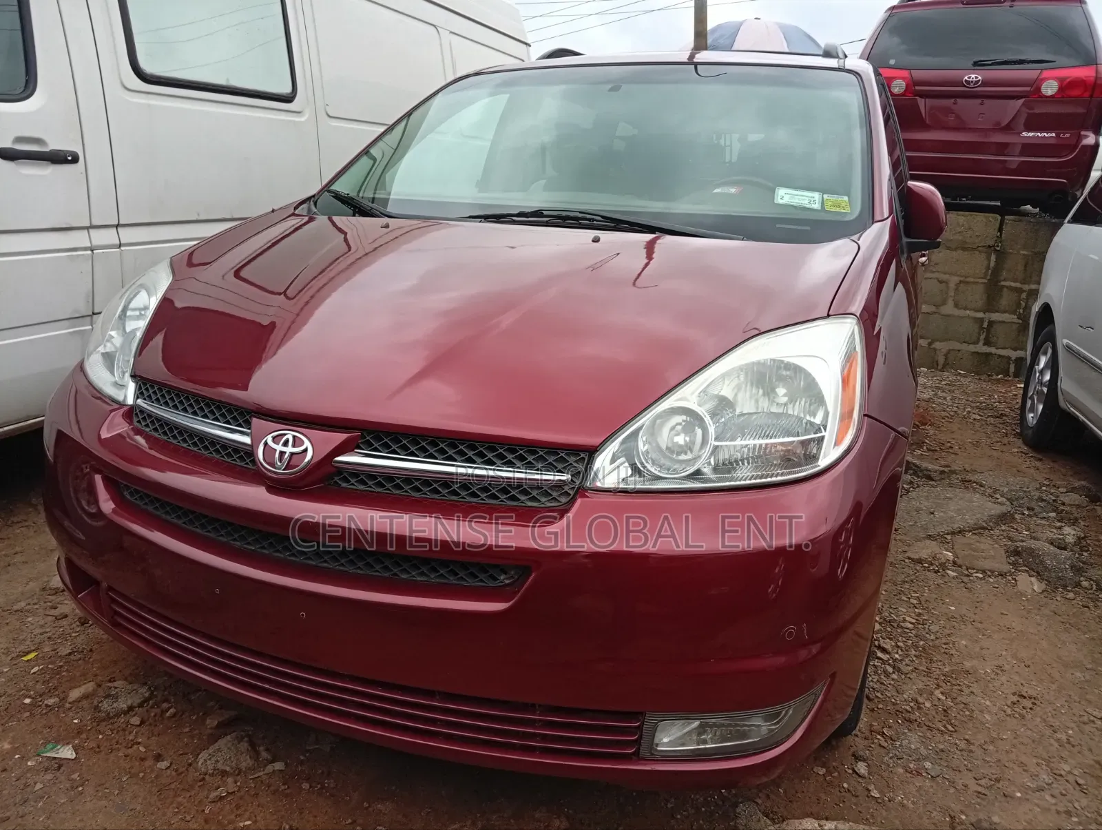 Toyota Sienna 2005 Red