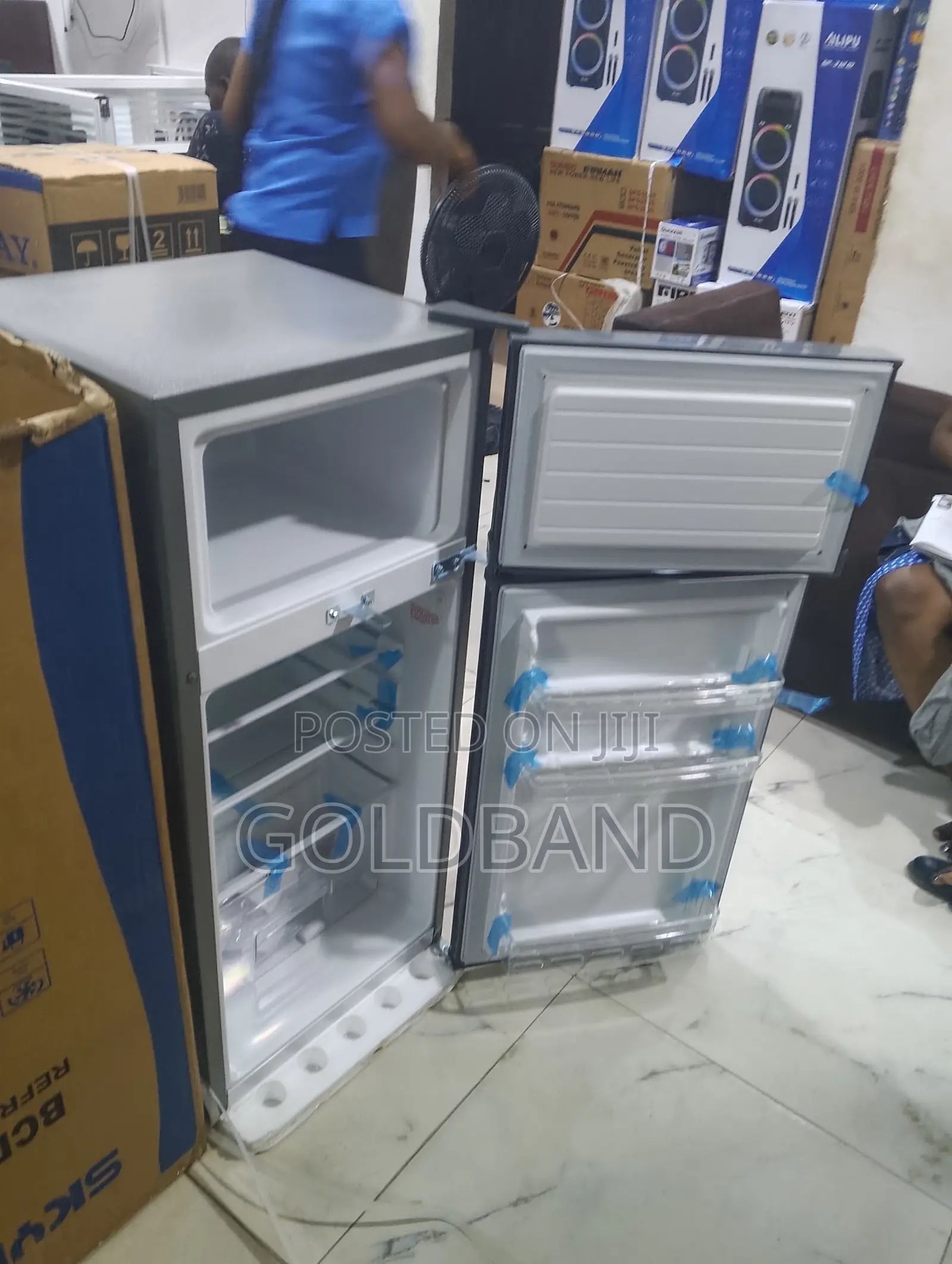 Skyrun 105L Refrigerator – Modern Cooling Performance