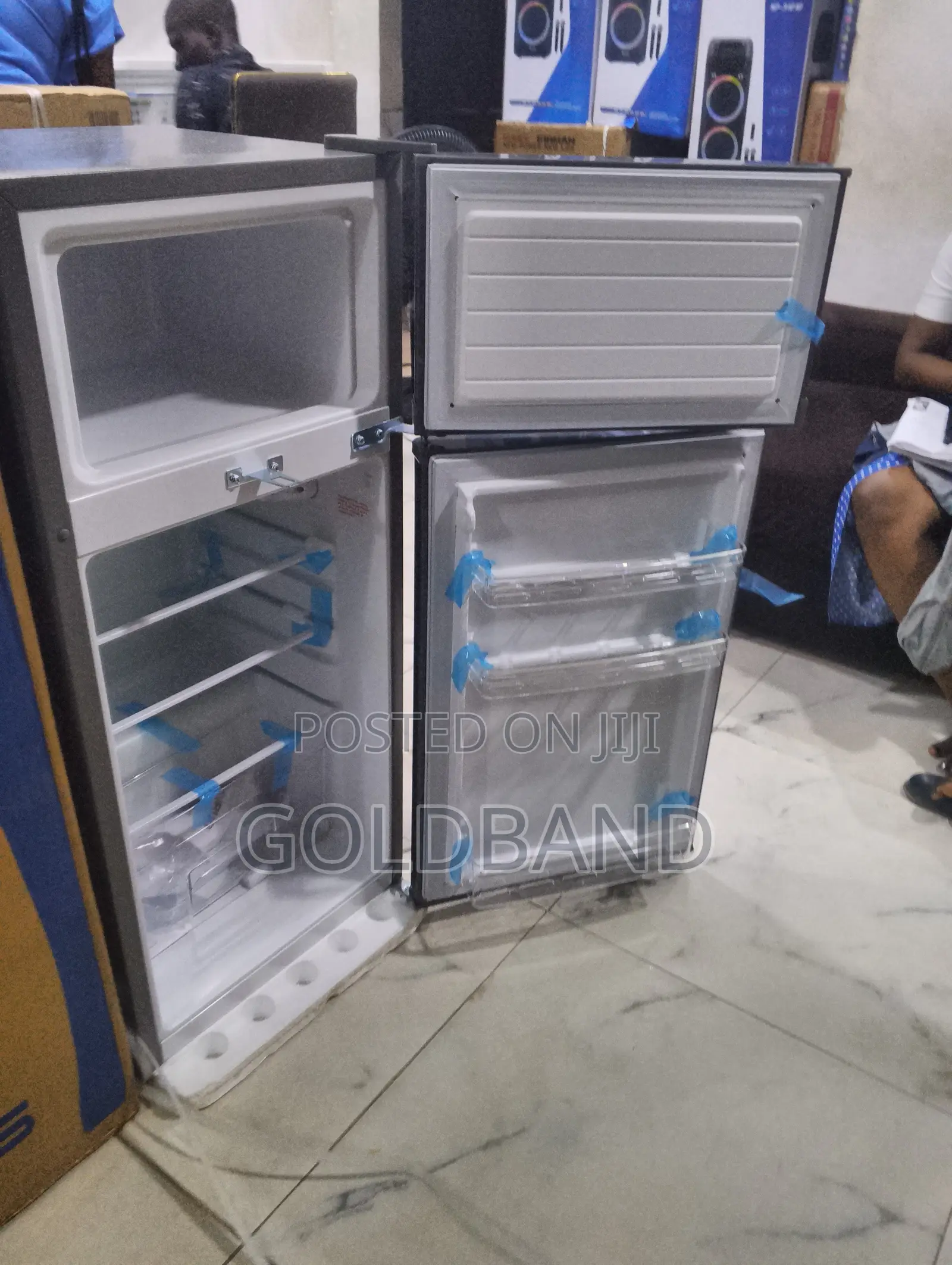 Skyrun Double Door Refrigerator – 105L Compact Storage