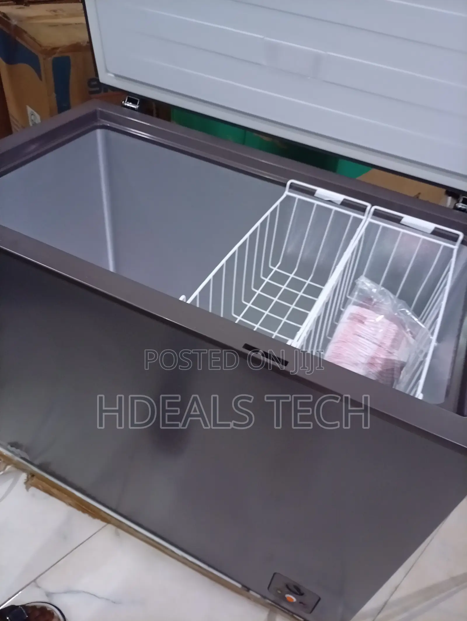 Hisense FC340SH Extra Spacious 250L Deep Freezer for Home and Business