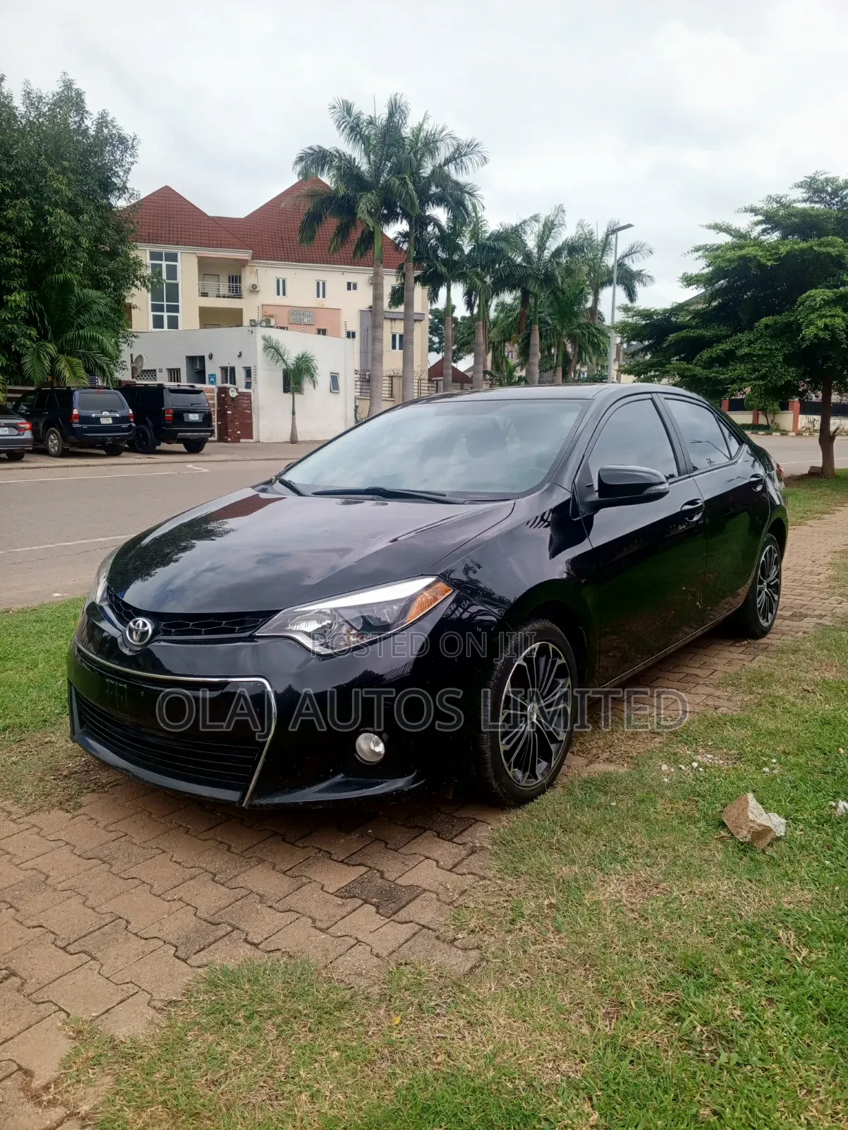 Toyota Corolla 2015 Black