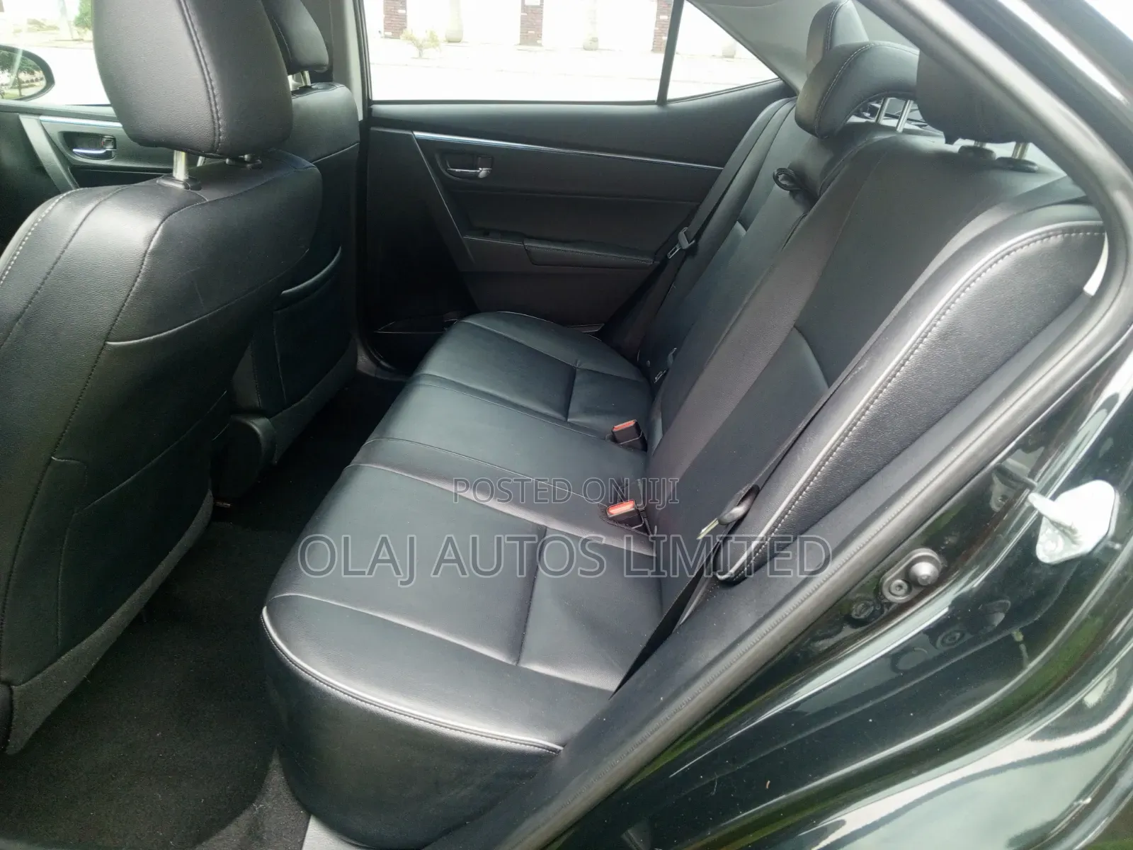 Toyota Corolla 2015 Black