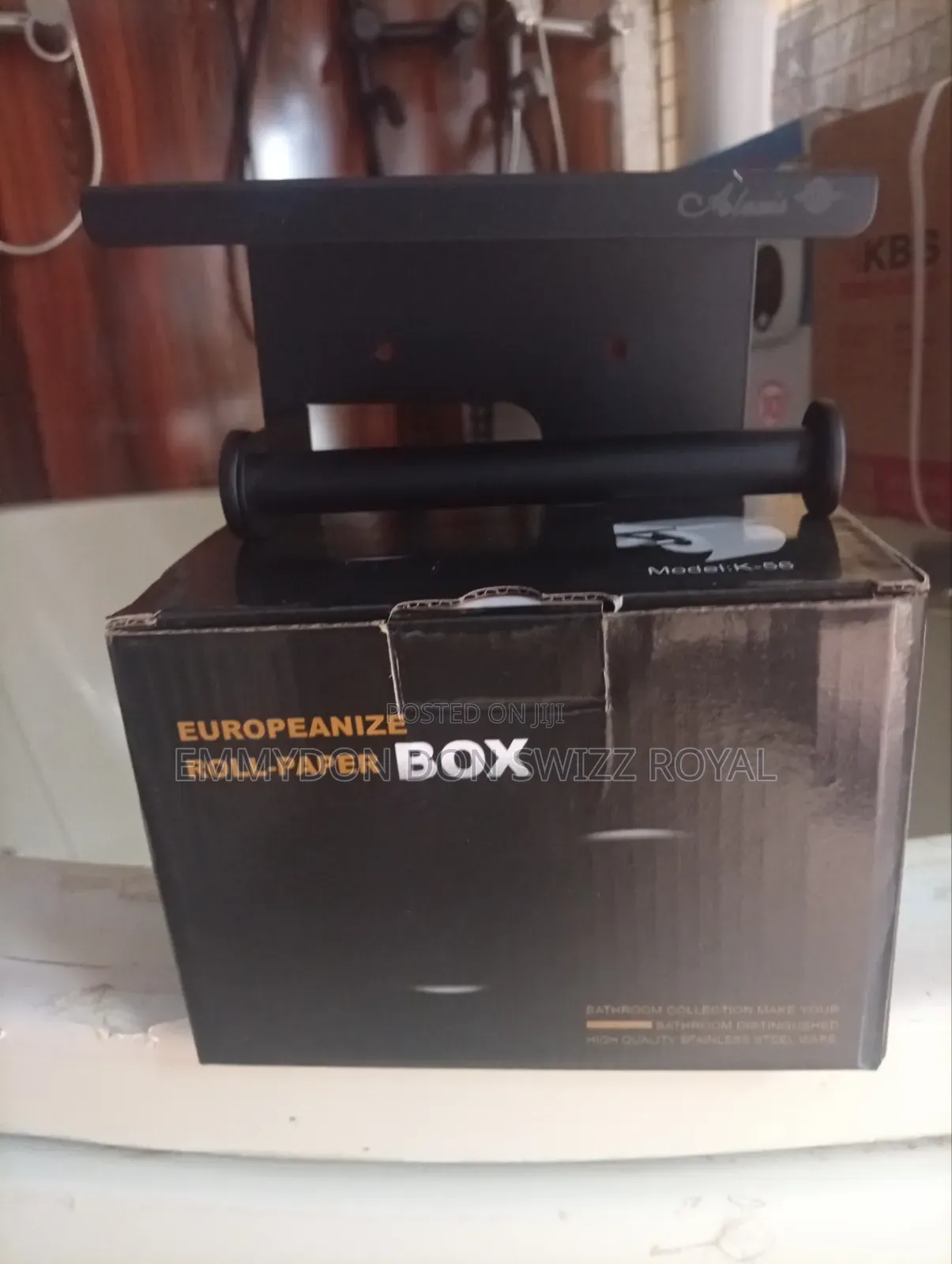 Tissue Holder Black