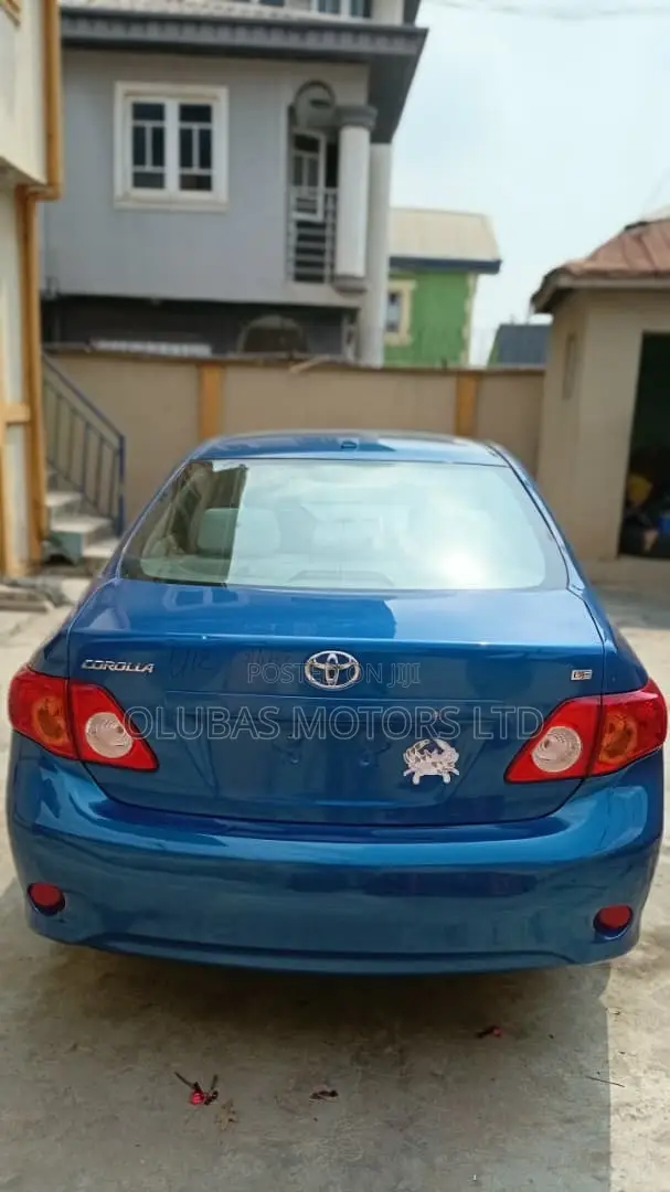 Toyota Corolla 2009 Blue