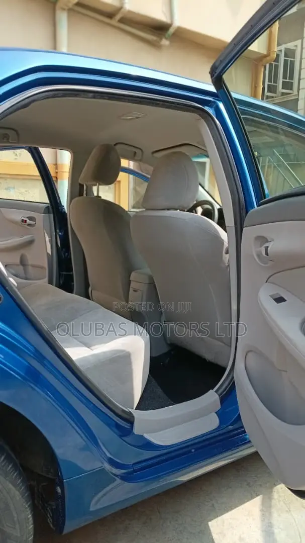 Toyota Corolla 2009 Blue