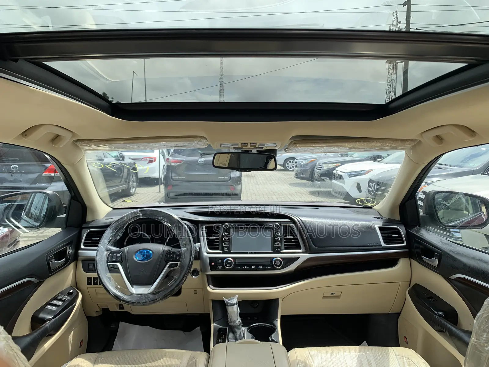 Toyota Highlander Limited Platinum 4dr SUV AWD (3.5L 6cyl 6A) 2015