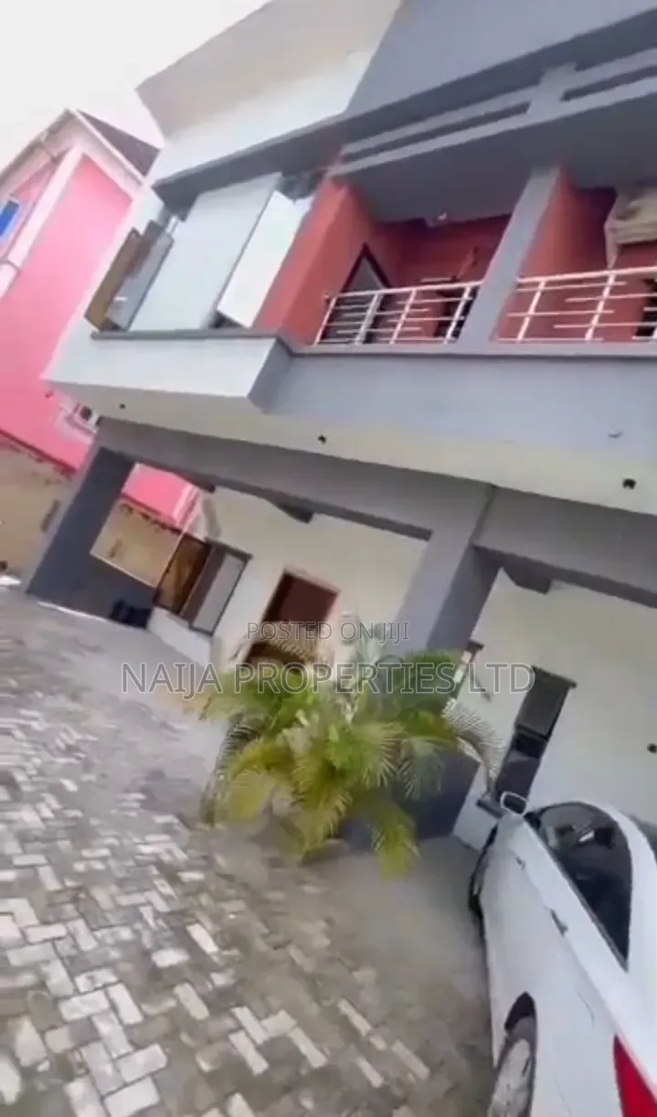 3bdrm Townhouse / Terrace in Lbs, Sangotedo for rent