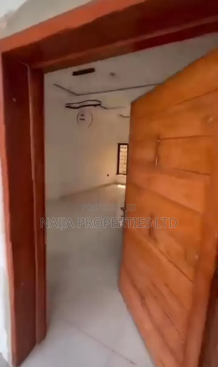 3bdrm Townhouse / Terrace in Lbs, Sangotedo for rent