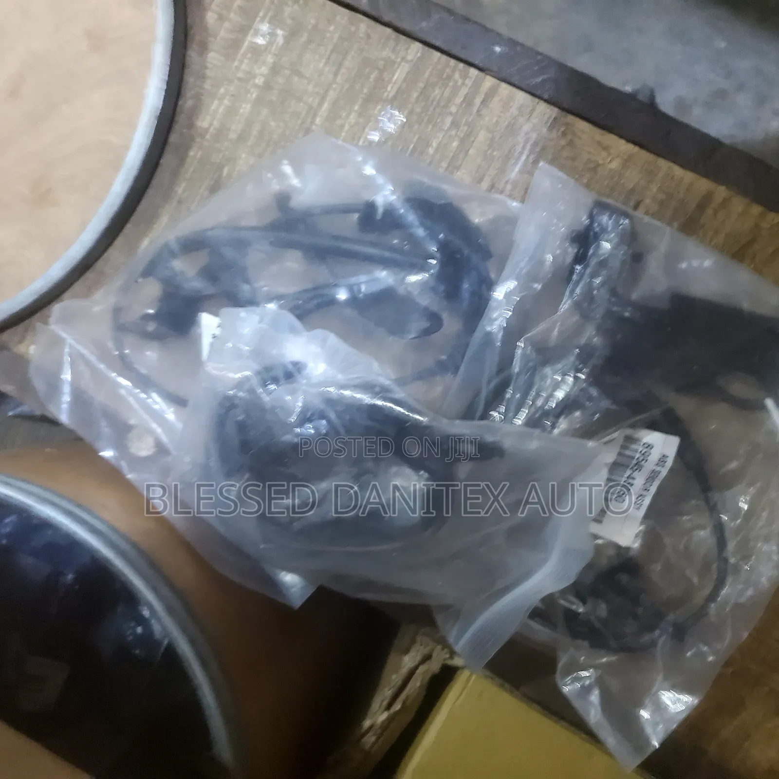 Back ABS Sensor of Lexus Rx350 and Highlander 2018 to 2025