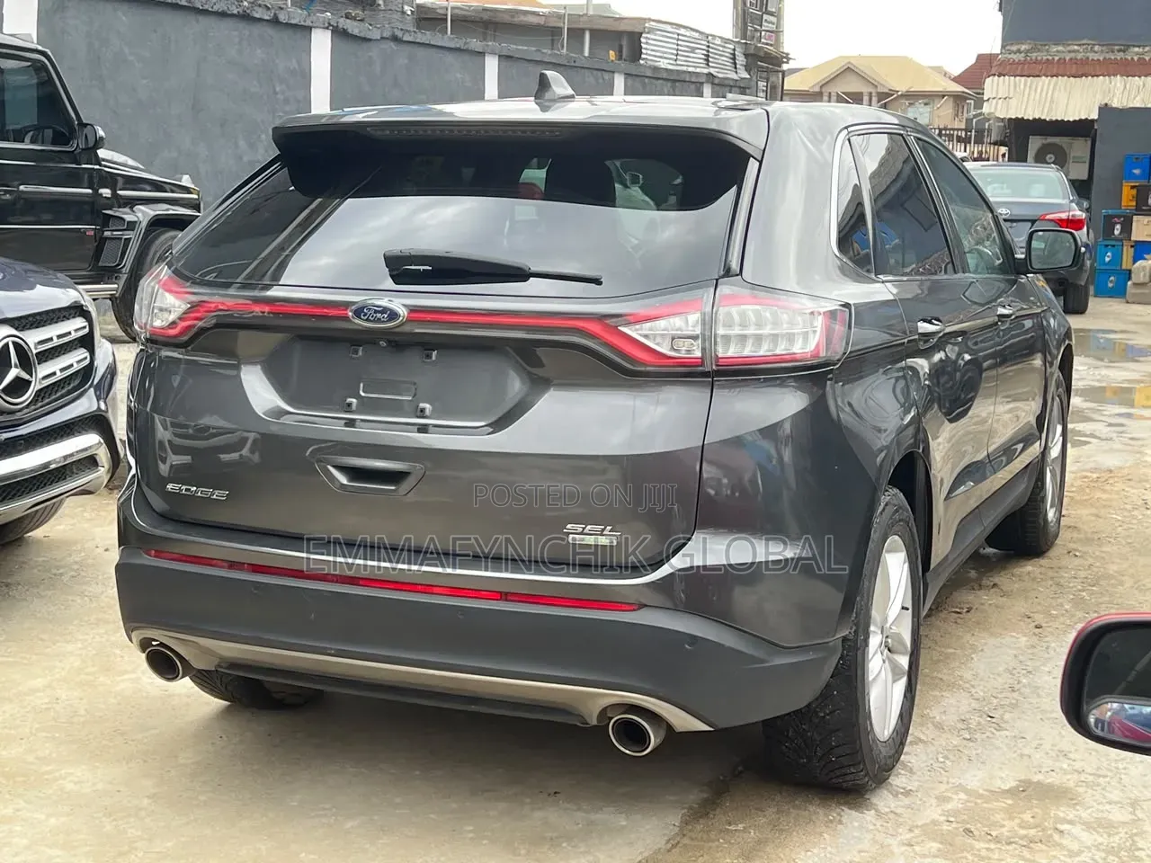 Ford Edge Titanium 4dr SUV AWD (2.0L 4cyl Turbo 6A) 2015 Gray