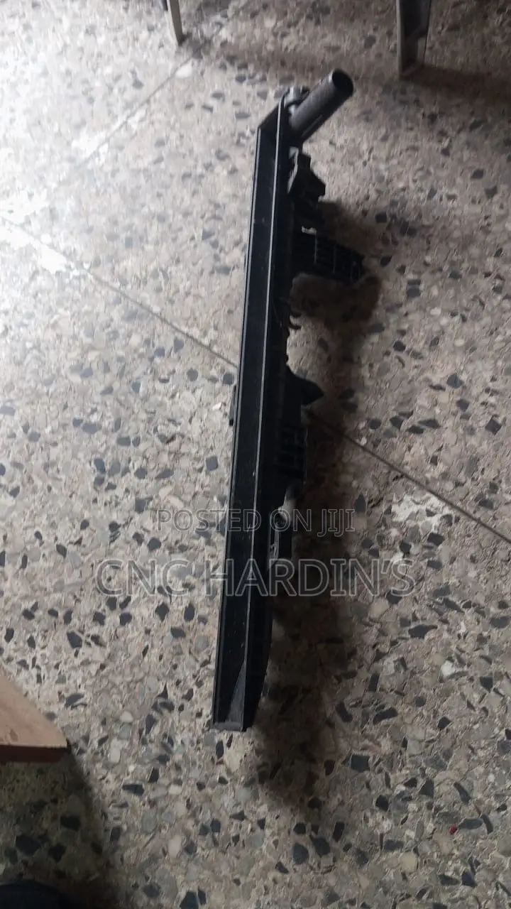 Radiator Top Nissan Patrol 2012