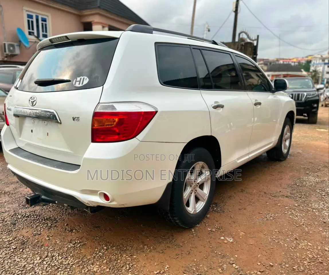 Toyota Highlander 2009 White