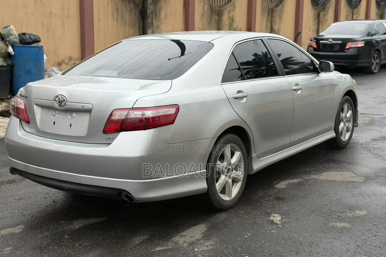 Toyota Camry SE 4dr Sedan (2.4L 4cyl 5A) 2009 Silver