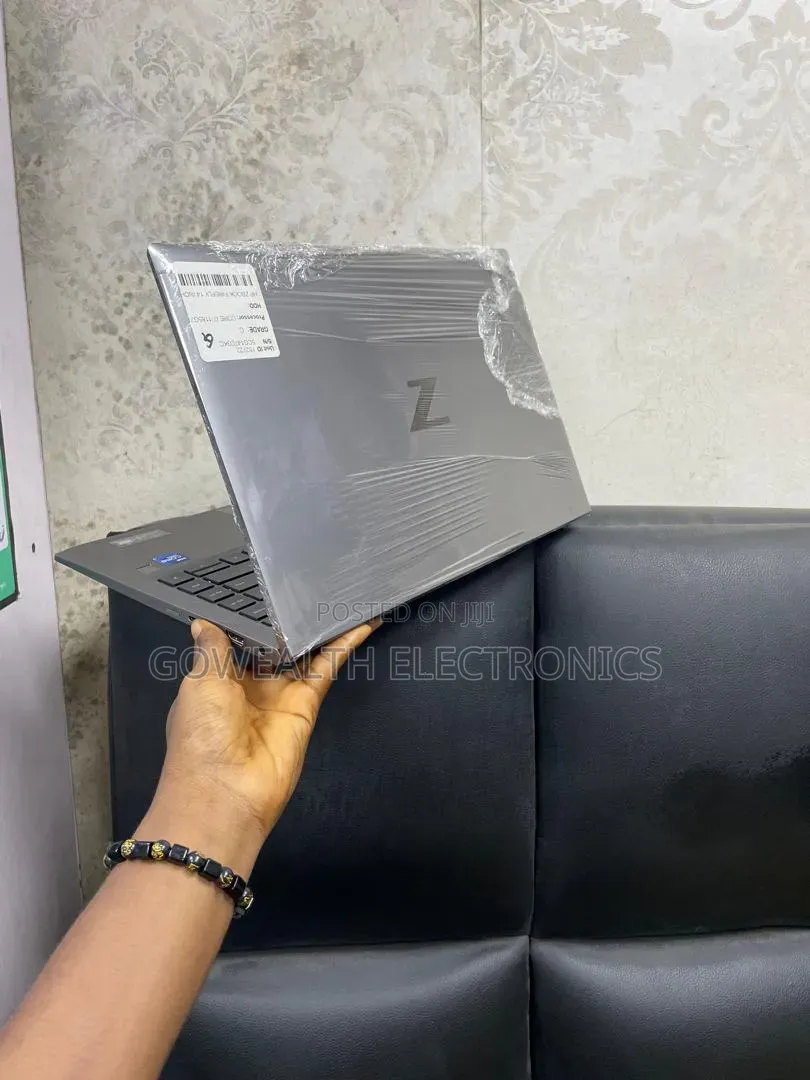 Laptop HP ZBook Firefly G8 16GB Intel Core i7 SSD 256GB