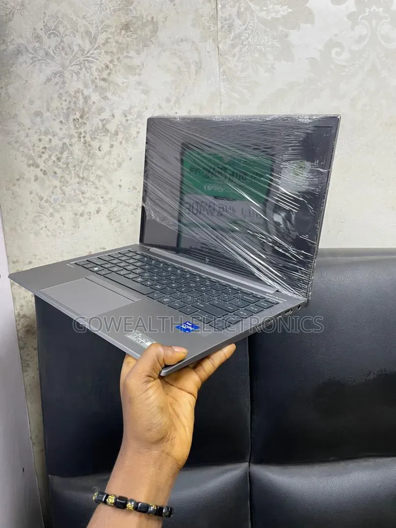 Laptop HP ZBook Firefly G8 16GB Intel Core i7 SSD 256GB