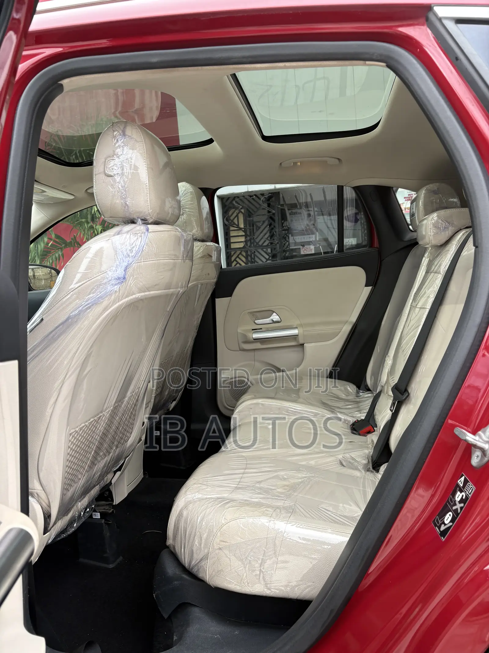 Mercedes-Benz GLA 250 2021 Red