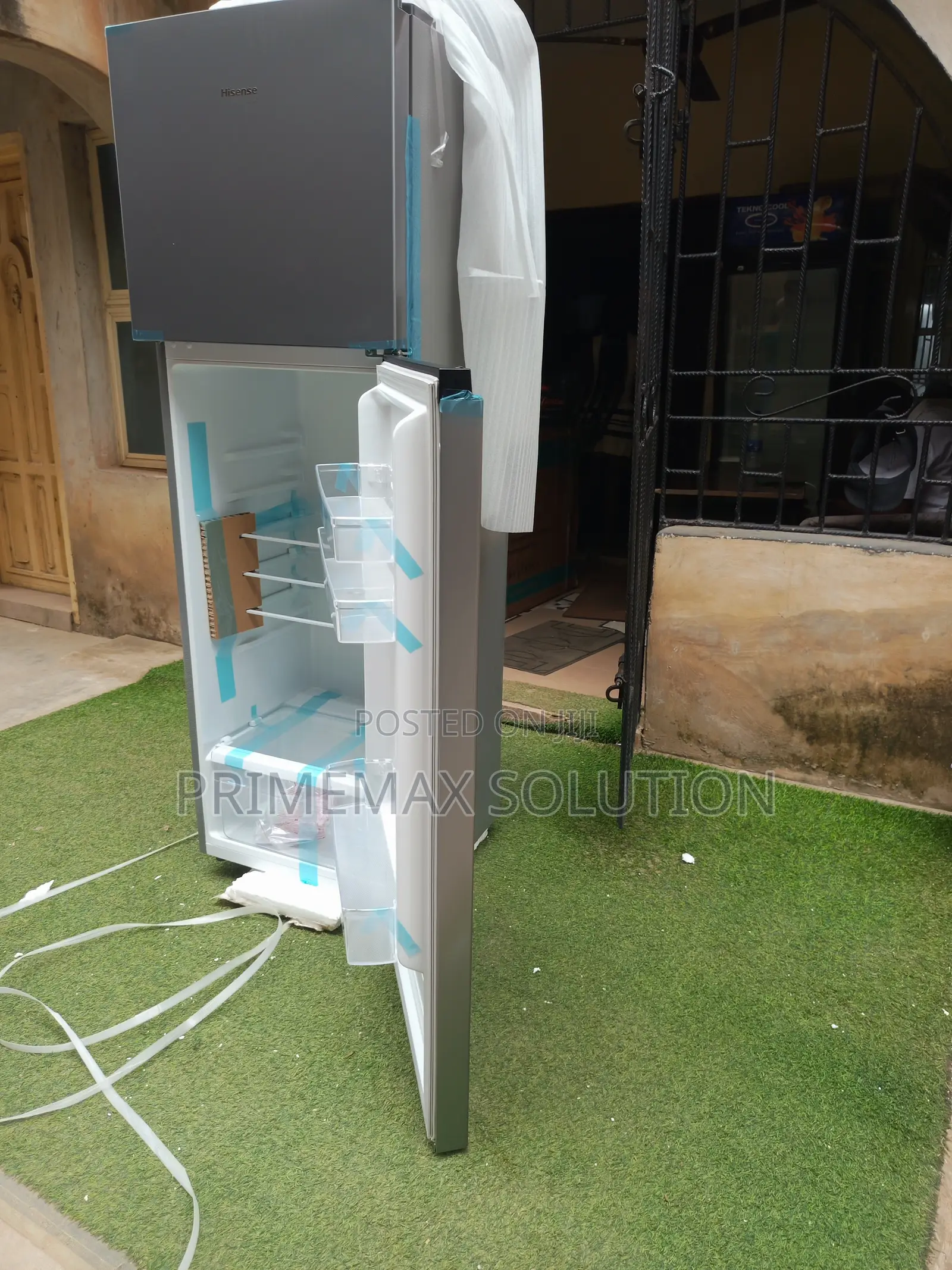 Perfect Family Fridge: Hisense 306DR Double Door Refrigerator