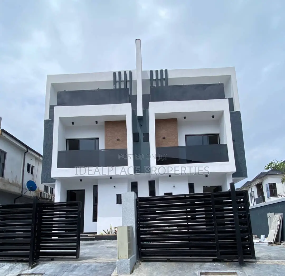 4bdrm Duplex in Lekki for sale