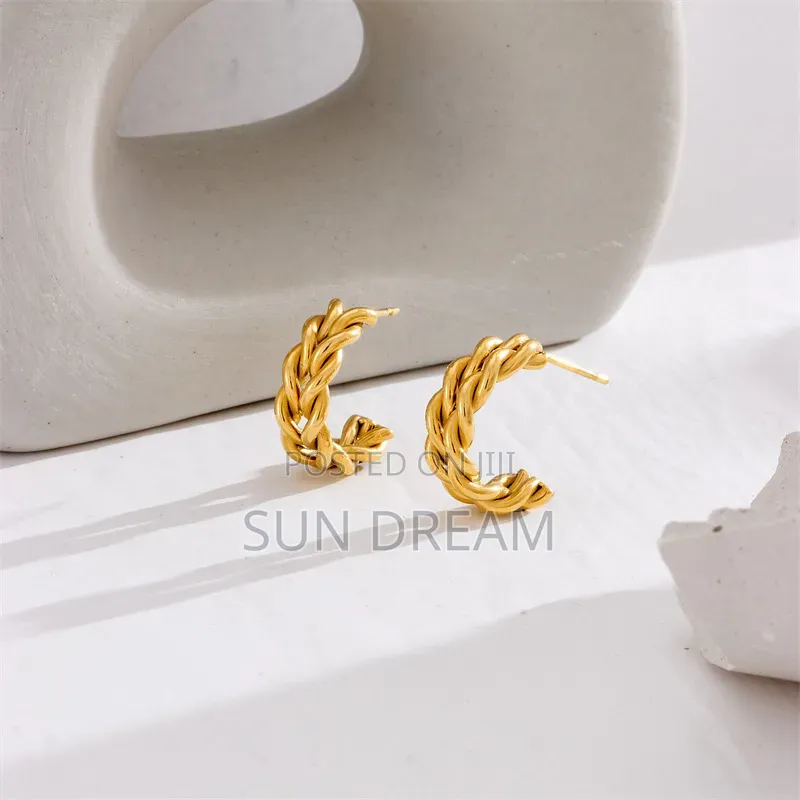 Lady Golden Earrings Women Earrings Girlfriend Gift Color Stay