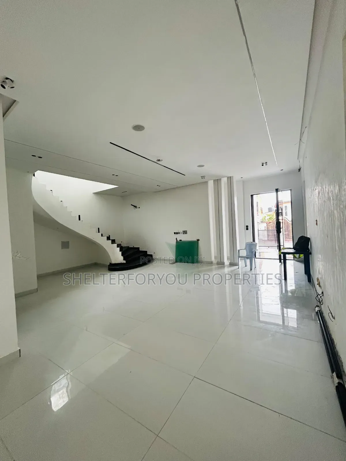 4bdrm Duplex in Off Lekki-Epe Expressway for sale