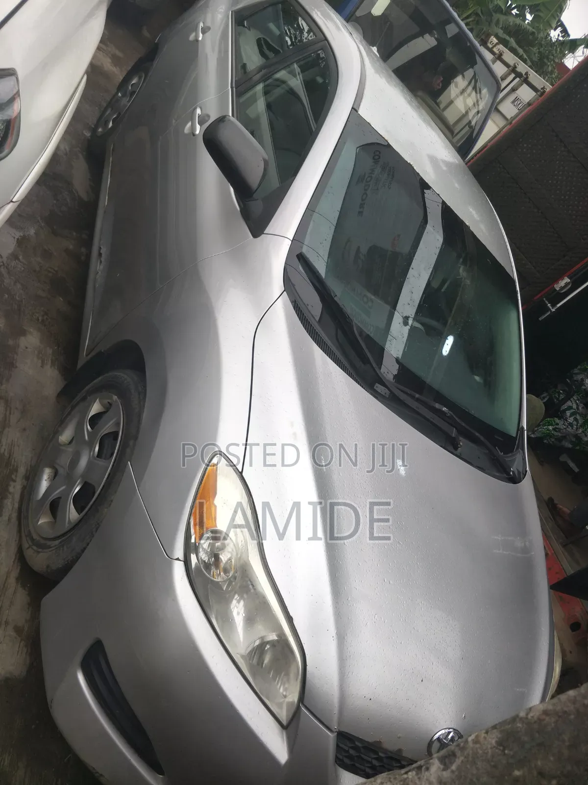 Toyota Matrix 2010 Silver
