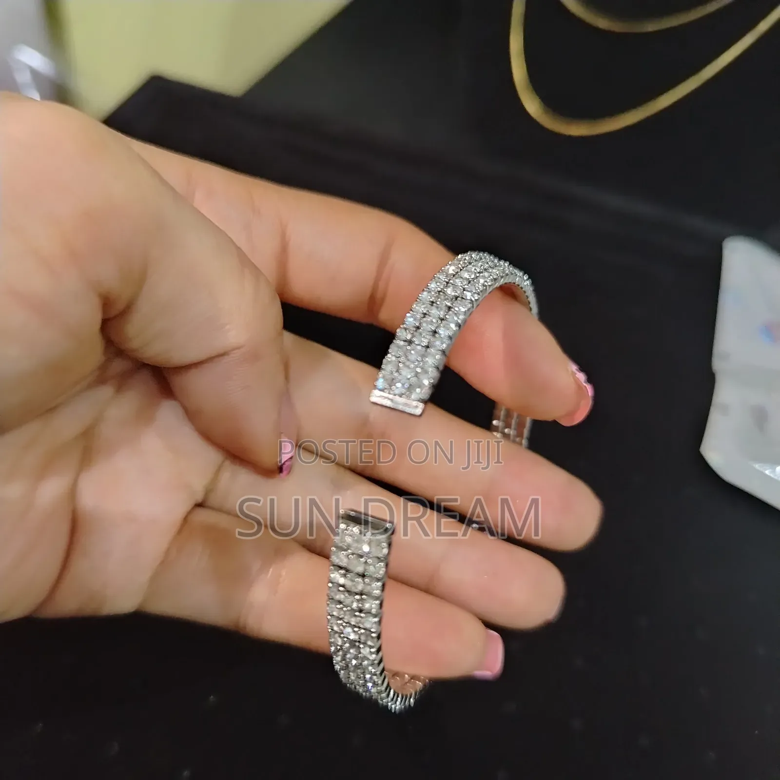 Ladies Trendy Fashionable Diamond Bangles Bracelet Women Gift