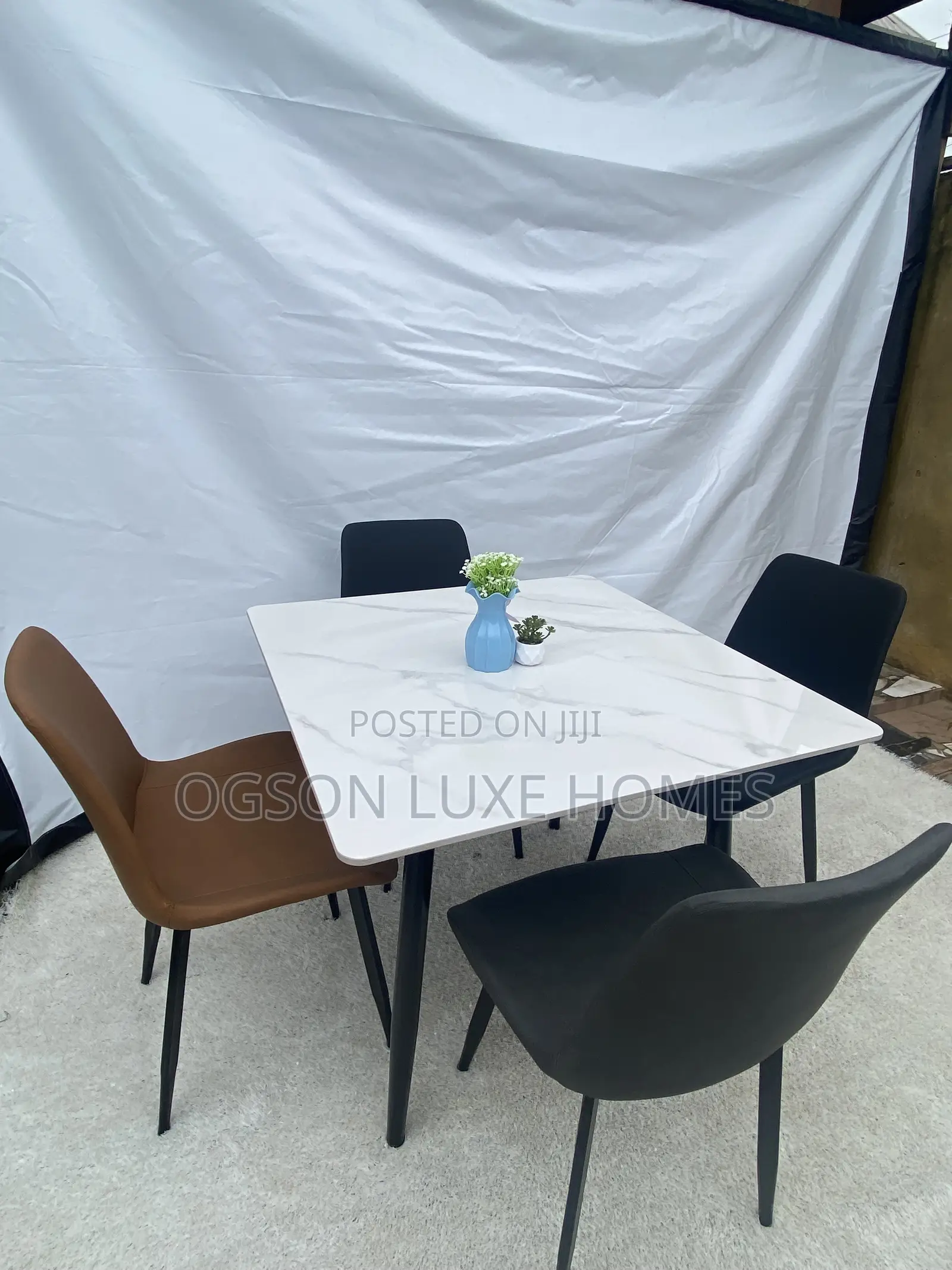 Dining Set With Four Seaters 90 by 90 Cm