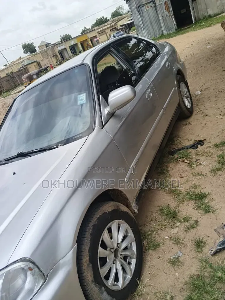 Honda Civic 2000 Silver