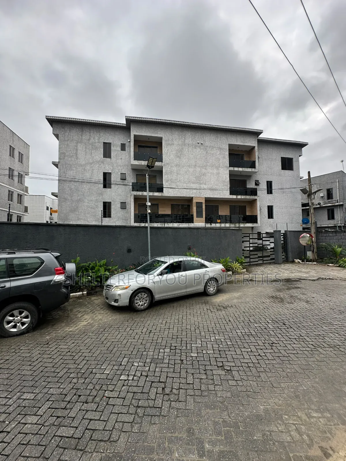 4bdrm Maisonette in Ikoyi S.W for sale