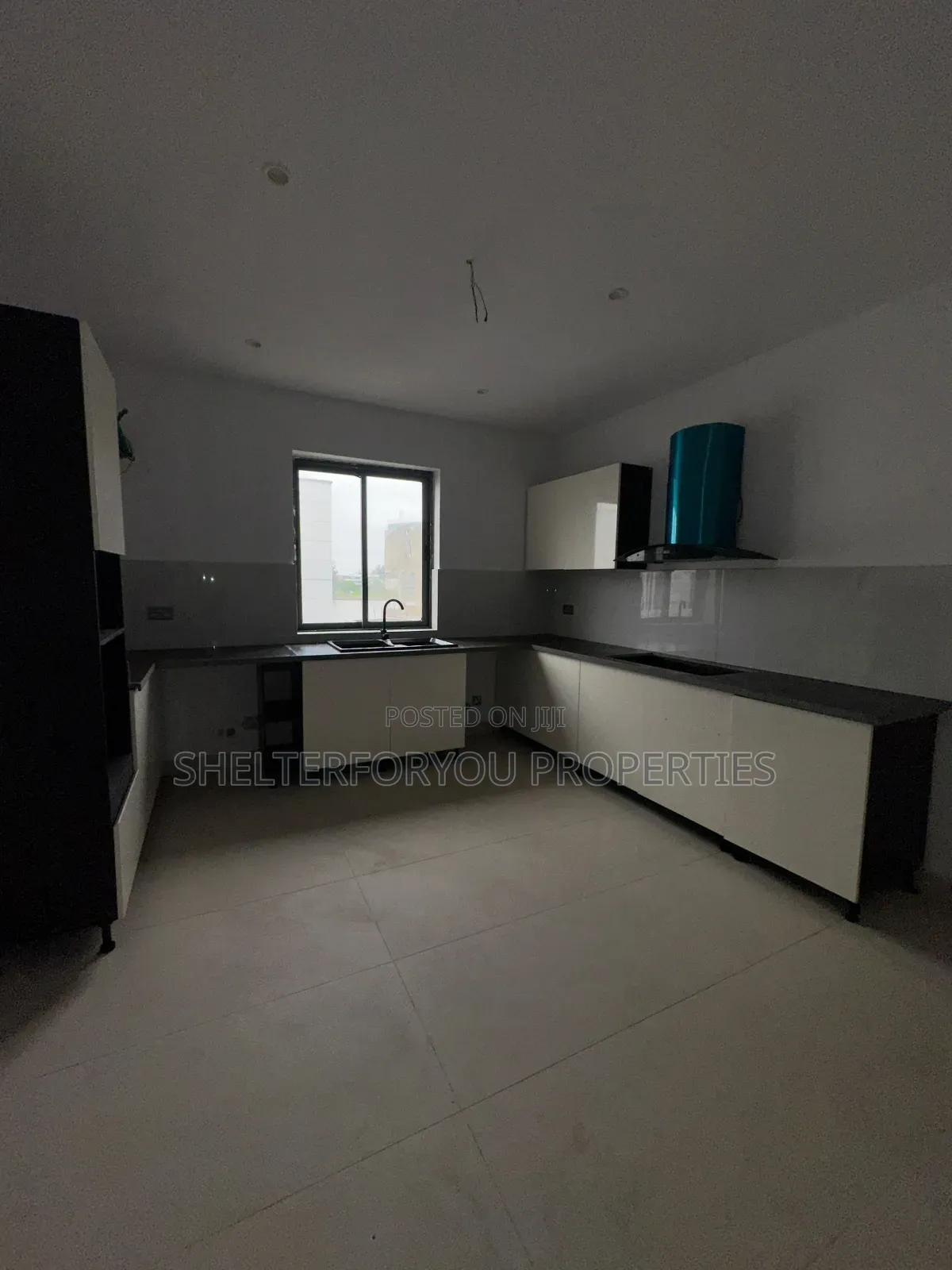 4bdrm Maisonette in Ikoyi S.W for sale
