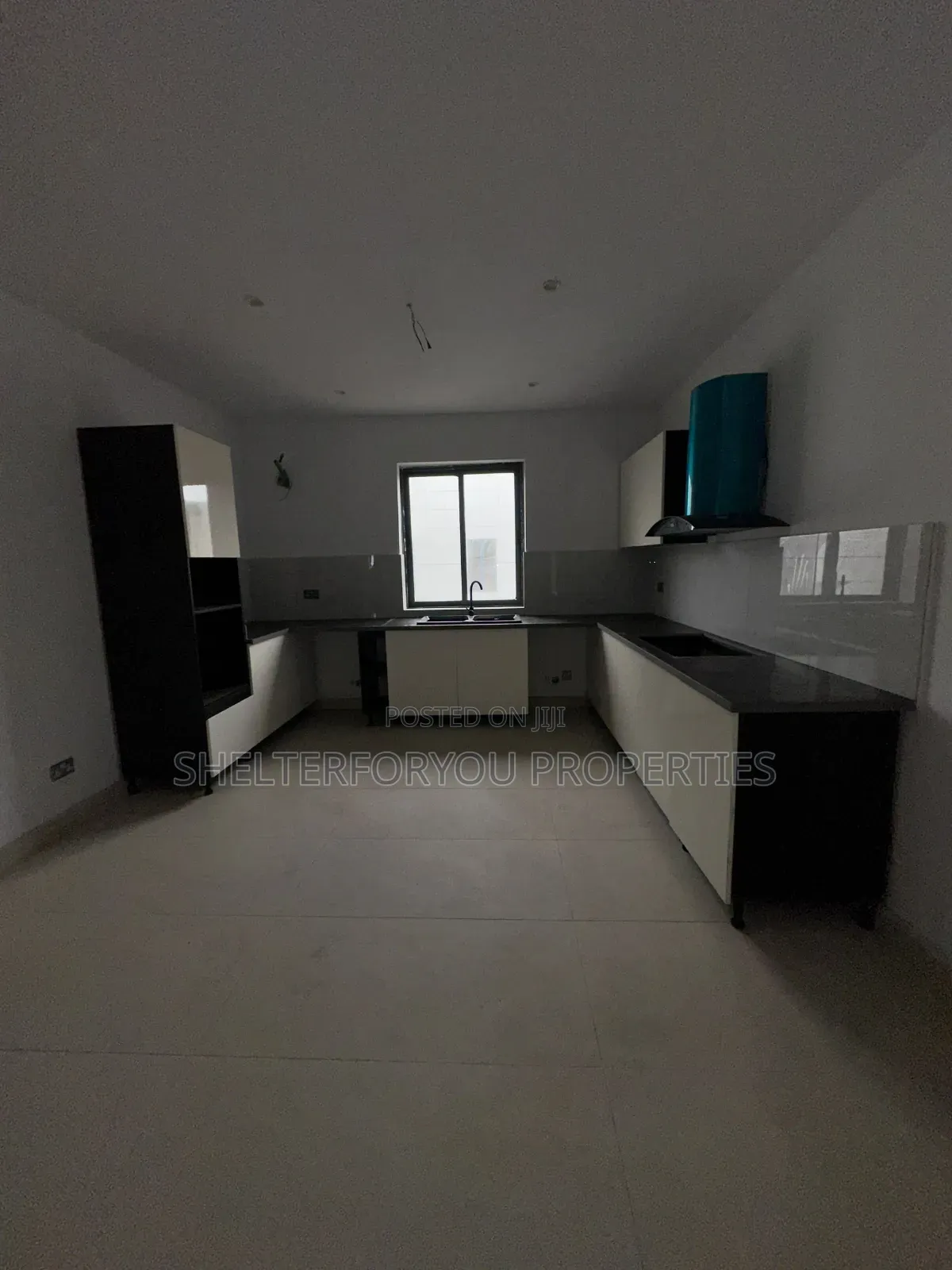 4bdrm Maisonette in Ikoyi S.W for sale