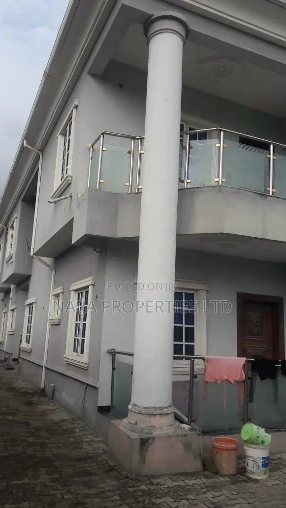 5bdrm Duplex in Ado for sale