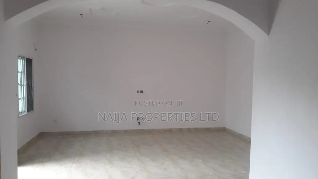5bdrm Duplex in Ado for sale