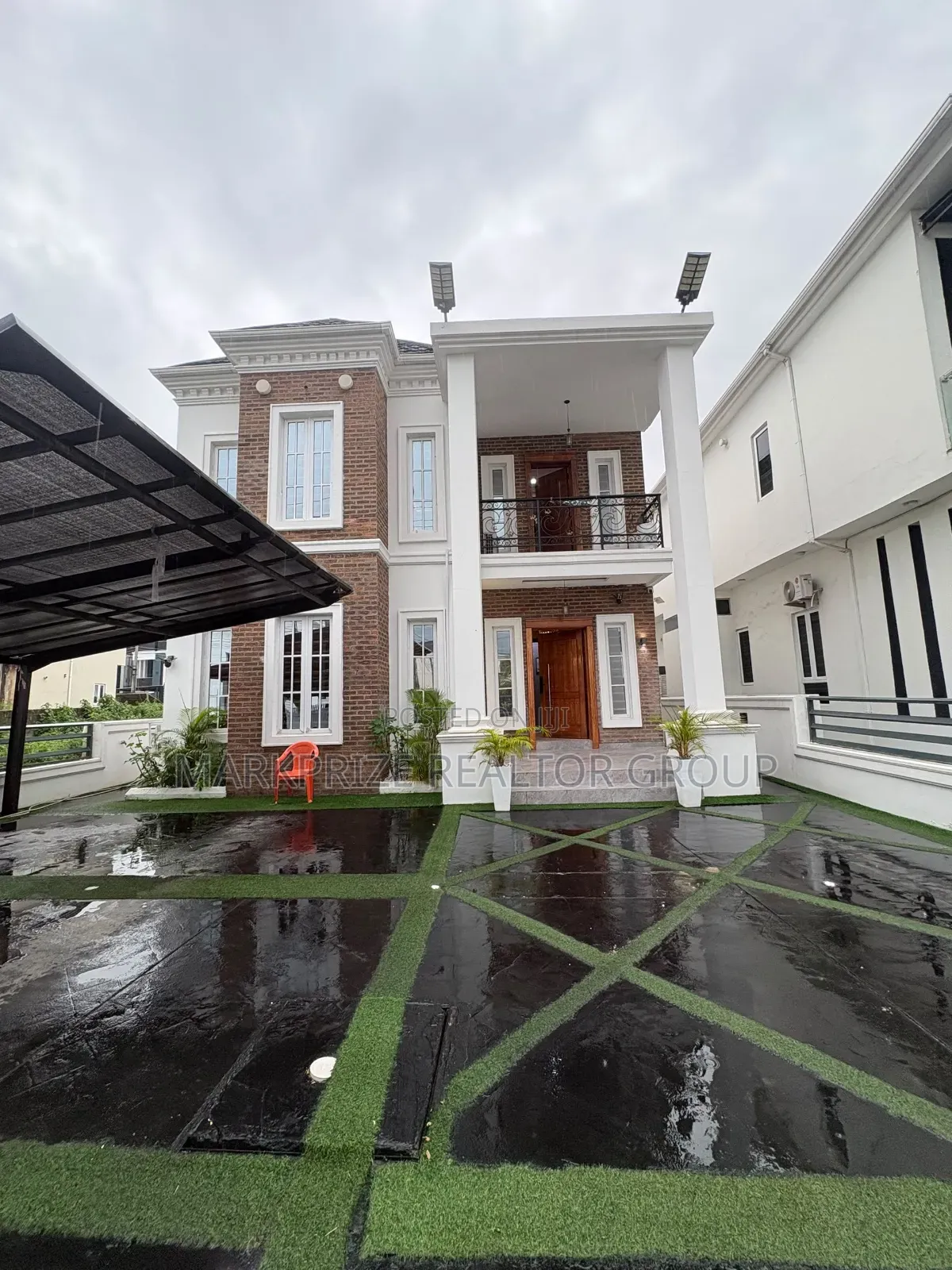 5bdrm Duplex in Lekki County Homes, Ikota for sale